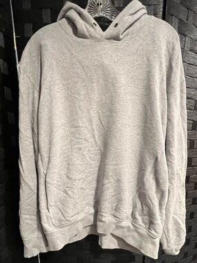 Classic Men's Gray Pullover Hoodie